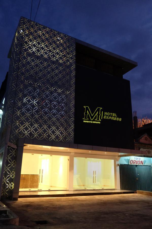 M Hotel Express Sorong Ngoại thất bức ảnh
